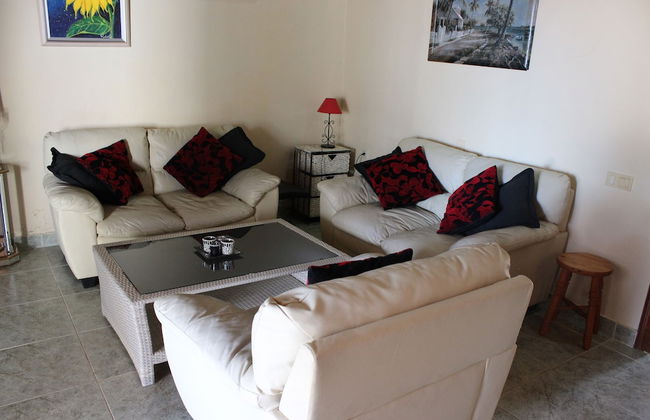 Beautiful 2-bed Bungalow in Parque Holandés - Photo 11