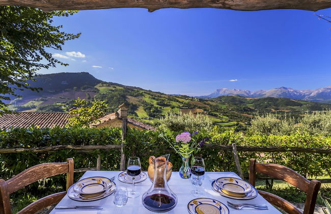 Gorgeous Apartment With Pool Near Sibillini Mountains - Photo 1