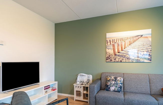 Holiday Home in Zeeland Near Nature Reserve - Foto 19