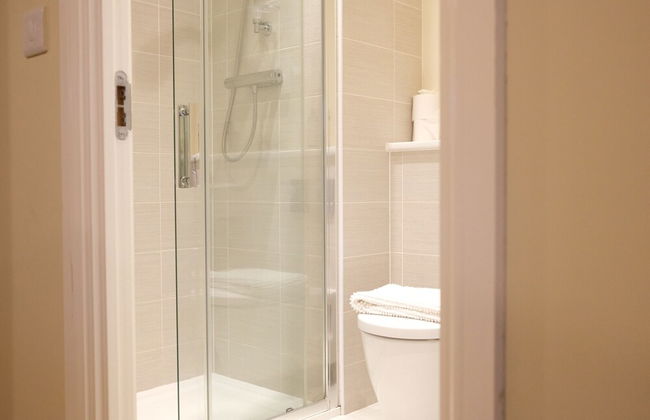 Bicester Villa - 6 Bed - Sleeps 14 - Foto 24