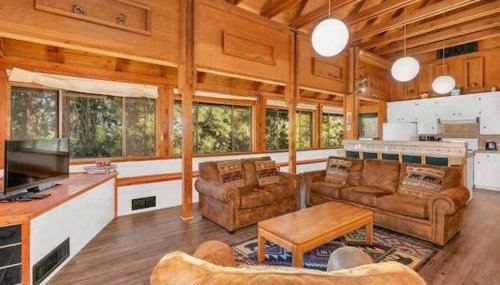 Views inside Yosemite-Timber Lodge-Sleeps 6 - Foto 4