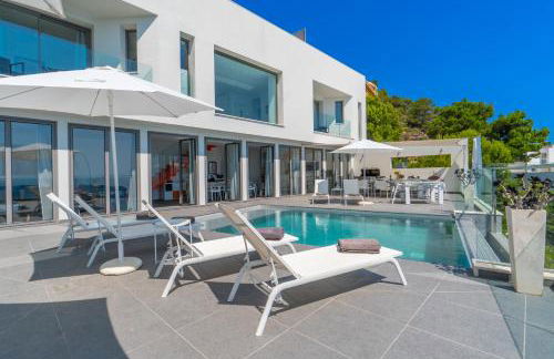 Can Ema, villa moderna con piscina frente al mar - Photo 51