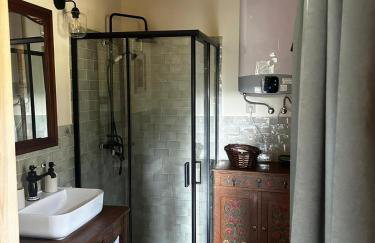 Nad Mikowym Potokiem - wydzielona część drewnianego domu z osobnym wejściem i ogrodem - Foto 28