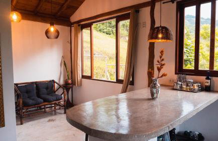 Ecocasa azul - Chalé na mata - Foto 35