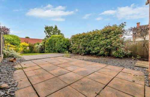 Relaxing 3 Bedroom Stay with Private TVs Near Ashby - Foto 6