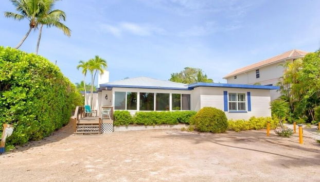 Baybarlyn 4 Bedroom Home by RedAwning - Foto 2, Imagen principal