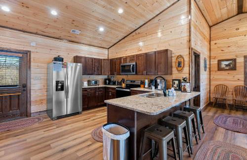 Swimming in the Smokies by American Patriot Getaways - Foto 16