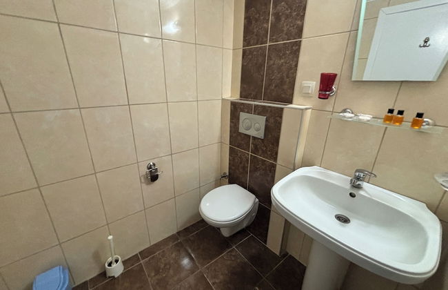 metropolitan apart - Photo 24