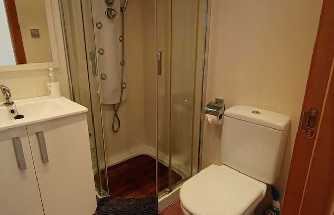 Lovely 2 Bedroom, 2 Bathroom Apartment With Pool - Foto 18