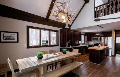 5BR, 9 Beds Sleeps 14 Game Room, Pool Access - Foto 2