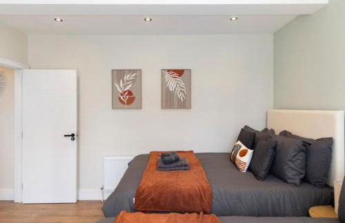 Kew Garden Suite 2BR Sleeps 9 Near Central London - Foto 23