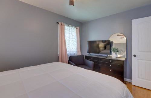 Modern Birmingham Escape with Yard and Fire Pit! - Foto 11