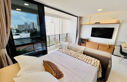 Flat Luxo com Coworking, Academia e Rooftop - WiFi 1Gb - Beira Mar 4 min - Foto 3