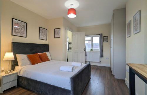 5 Ensuite Bedroom House Near Centre Free Parking - Foto 46