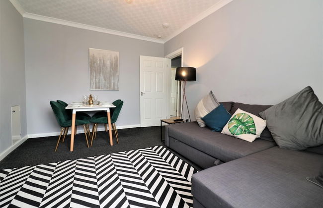 Carfin House - Motherwell - Photo 54