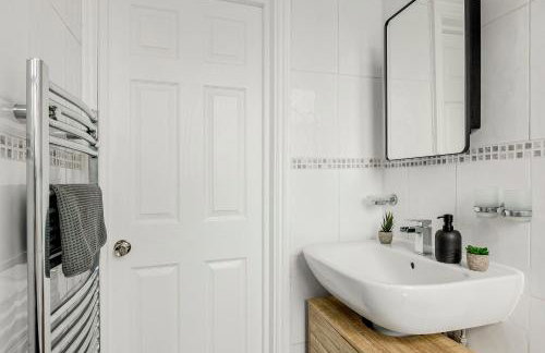 Cosy flat with free parking near London hotspots - Foto 29