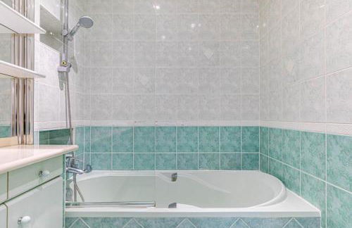 GuestReady - Elegant stay with private balcony - Foto 16