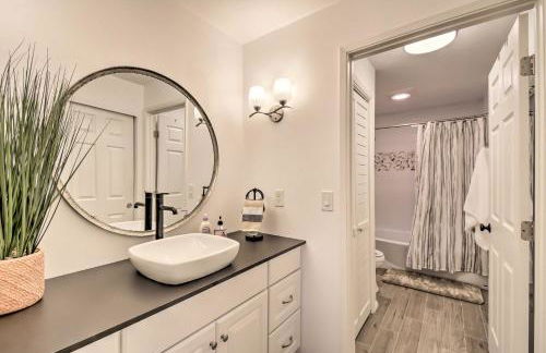 Updated Port Orchard Home, Walk to Waterfront - Foto 19