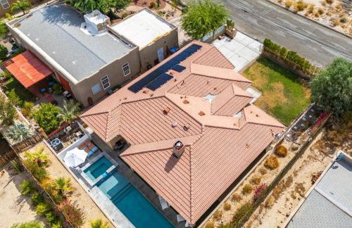 The Desert Gem Pool Spa Gated Home - Photo 64