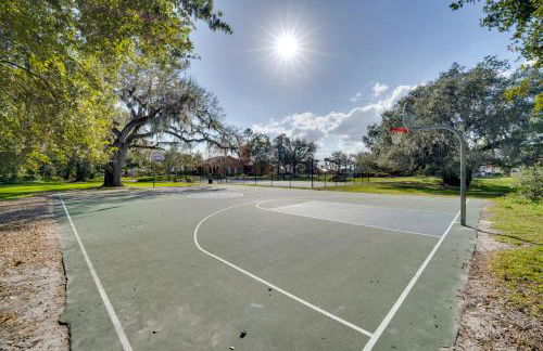 7 Mi to USTA Waterfront Tennis House with Yard! - Foto 33