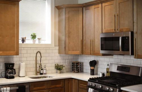 Pet Friendly 6 Bedroom Free Parking plus 5 Min From Bakery Sq - Foto 25