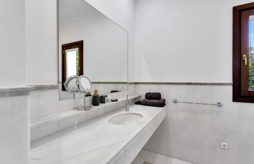YOLO Spaces - Sotogrande White House Villa - Foto 10