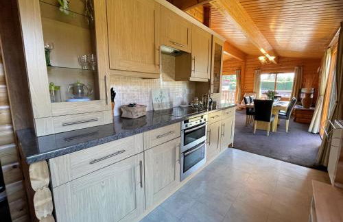 Beautiful Norwegian Lodge in Kippford with Garden - Pass the Keys - Foto 12