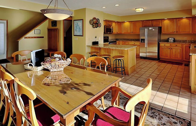 Lured by the Lake - Foto 10