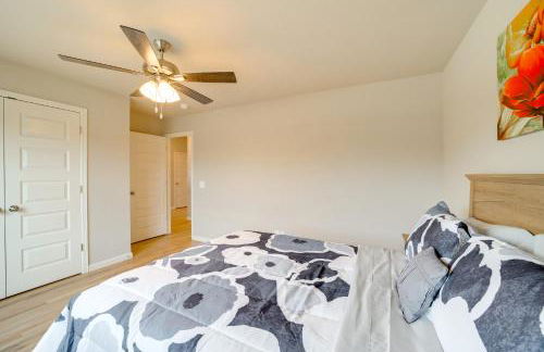 Private Yard and Patio Brand New Glenpool Getaway! - Foto 19