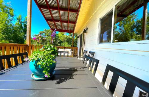 Private Wine Country-River Bungalow! Sunny Treetop Views - Pets Stay Free - Foto 36