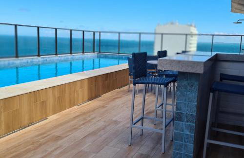 Belo Ap Vista Mar Farol da Barra vaga privativa - Foto 1