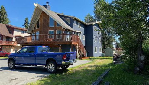 Airport Aurora Bora Bungalow - near airport and shopping - Photo 4