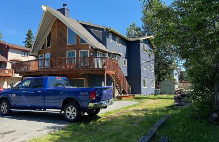 Airport Aurora Bora Bungalow - near airport and shopping - Photo 4