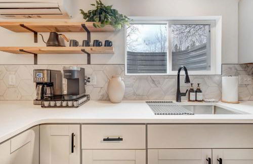 Sundance Retreat 2 King Beds Downtown & Kitchen - Foto 21