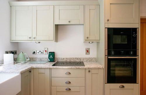 Country Crabtree Bungalow with large wild garden - Photo 69