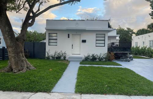 Transit-Friendly Flamingo Park Hideaway - Foto 33