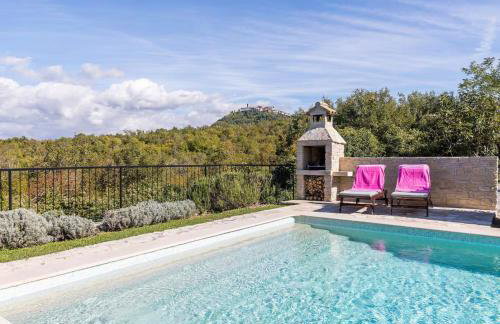 Beautiful villa in outstanding location, 10X5m pool, Wifi, stunning views - Foto 8