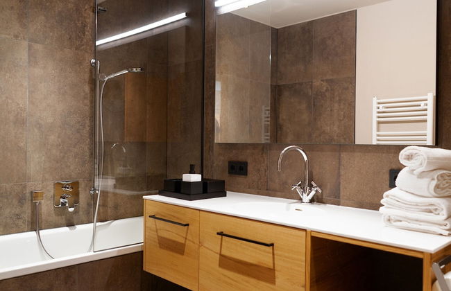 Apartment in Schrocken Near Ski Arlberg - Photo 16