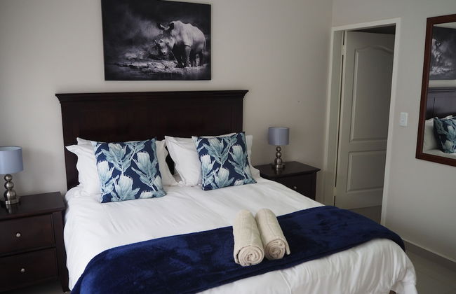 African Eagle Apartments - Photo 8