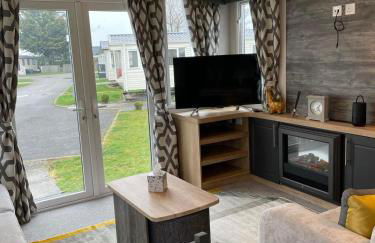 KMH Caravans at Flamingo Land - Foto 17