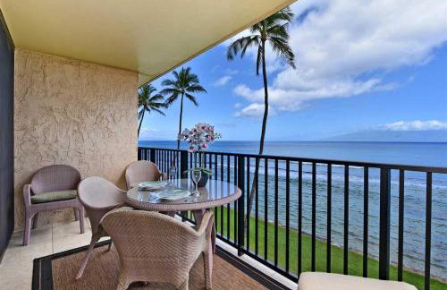 Oceanfront Remodeled-30 Feet to Ocean-Central AC-Highly Sought After - Foto 4