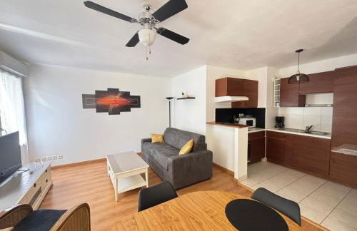 Appartement T2 avec balcon et garage privé - FR-1-197-601 - Foto 1