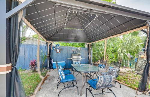 Waterfront Weeki Wachee Home with Fire Pit! - Foto 11