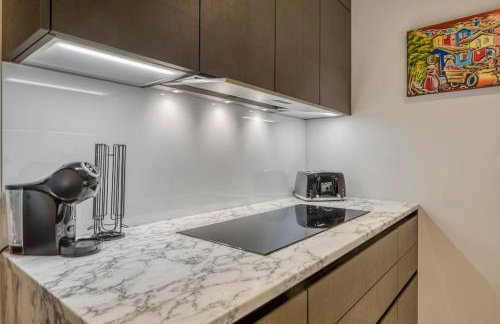 Luxe Creek Riverside Air-conditioned 2br 2bath - Foto 15