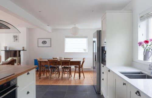 Modern Beach House overlooking the Sea - Foto 20