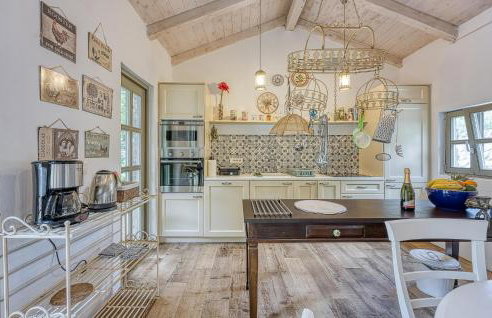 2 Bedroom Pet Friendly Home In Malinska - Photo 24