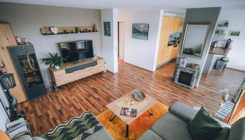 EulenNest Spacious Cozy Home with Private Garden - Foto 3