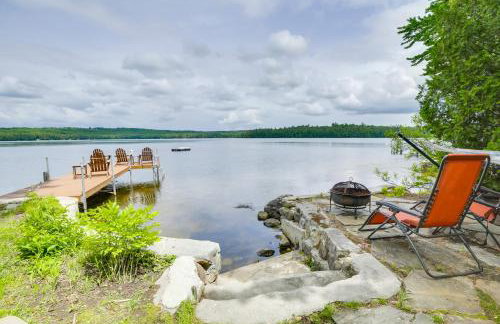 Waterfront Raymond Vacation Rental with Boat Dock! - Foto 1