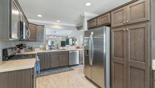 5590 Z6 VILLAGE OF FENNEY by REMAX Premier - Foto 4