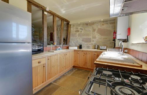 Derbyshire Chapel for 6 at Harthill Hall private hot tub 8am - 10pm plus private daily use of indoor pool and sauna 1 hour - Photo 10